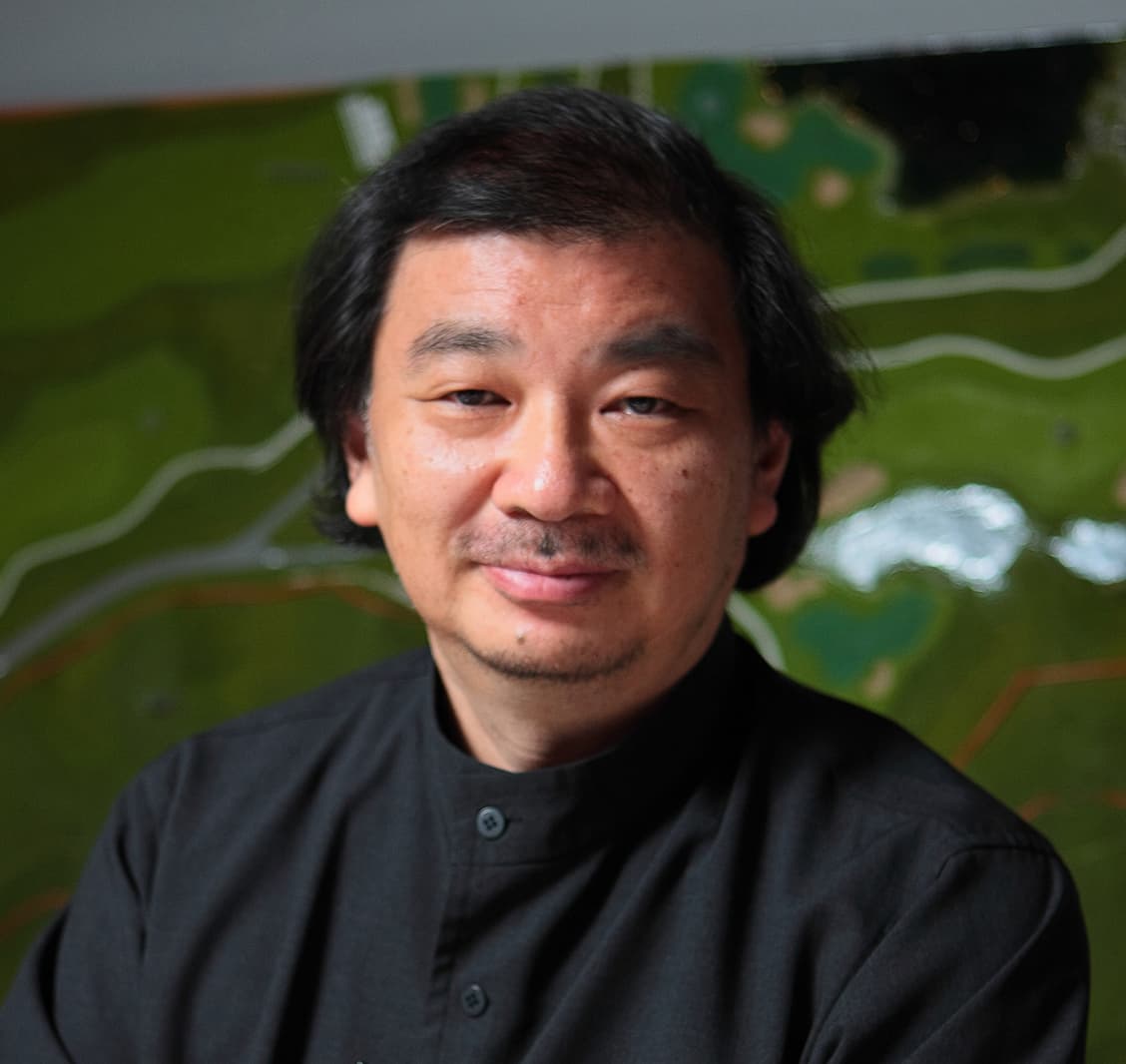坂茂肖像