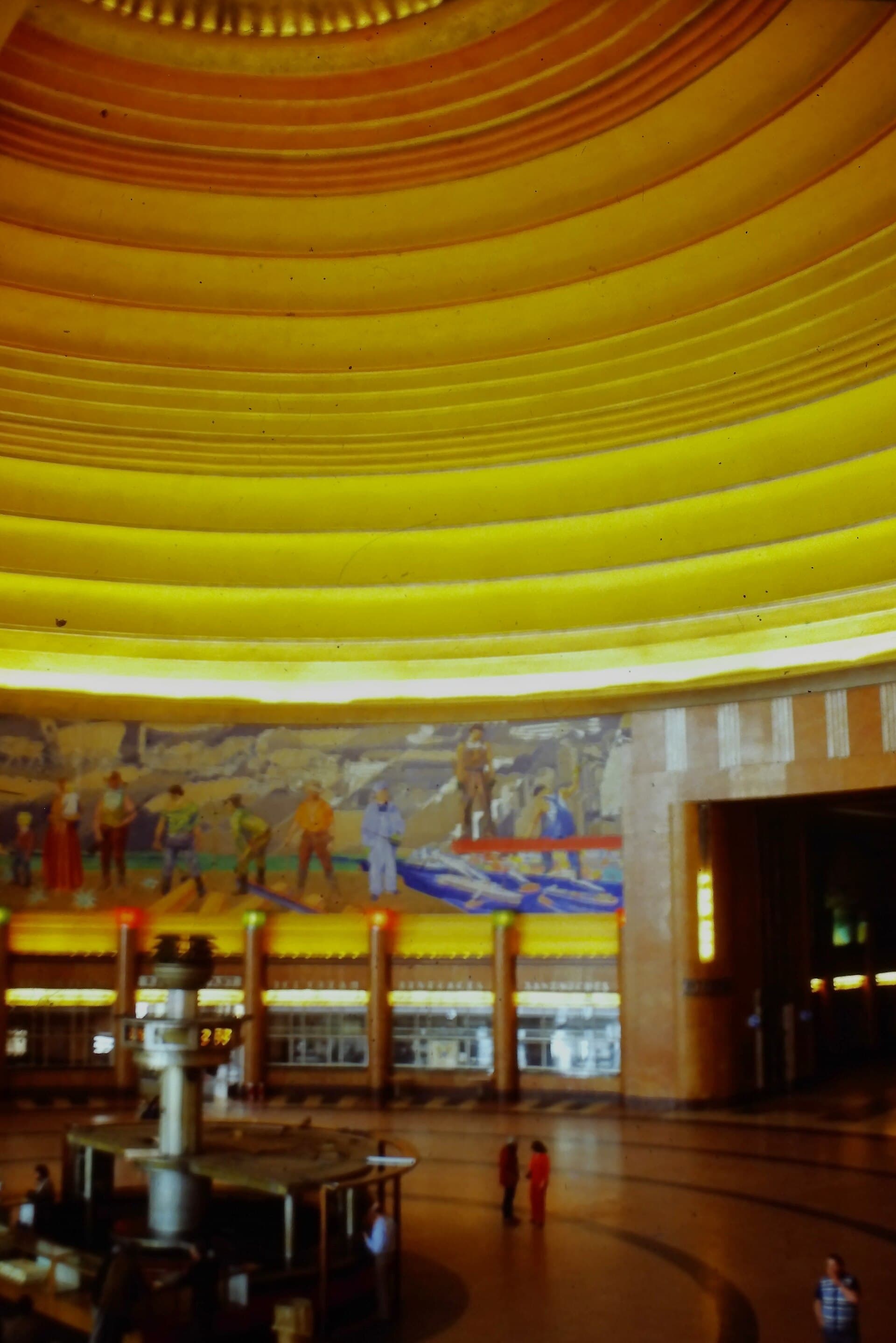 流线型设计——Streamline Moderne - Cincinnati, OH - Cincinnati Union Terminal (8)