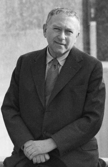 马塞尔·布劳耶——Marcel Breuer (cropped)
