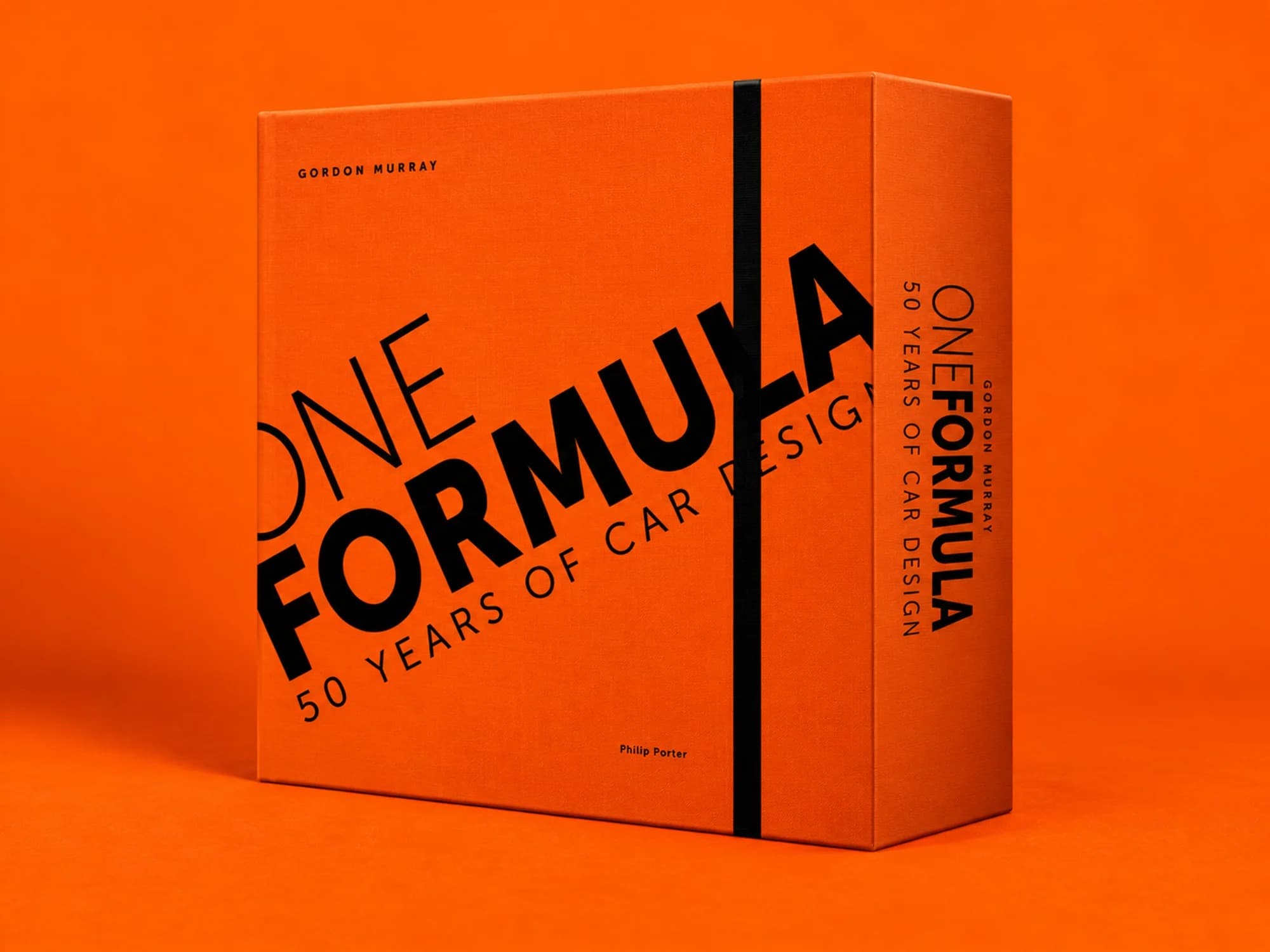 《One Formula: 50 Years of Car Design》封面