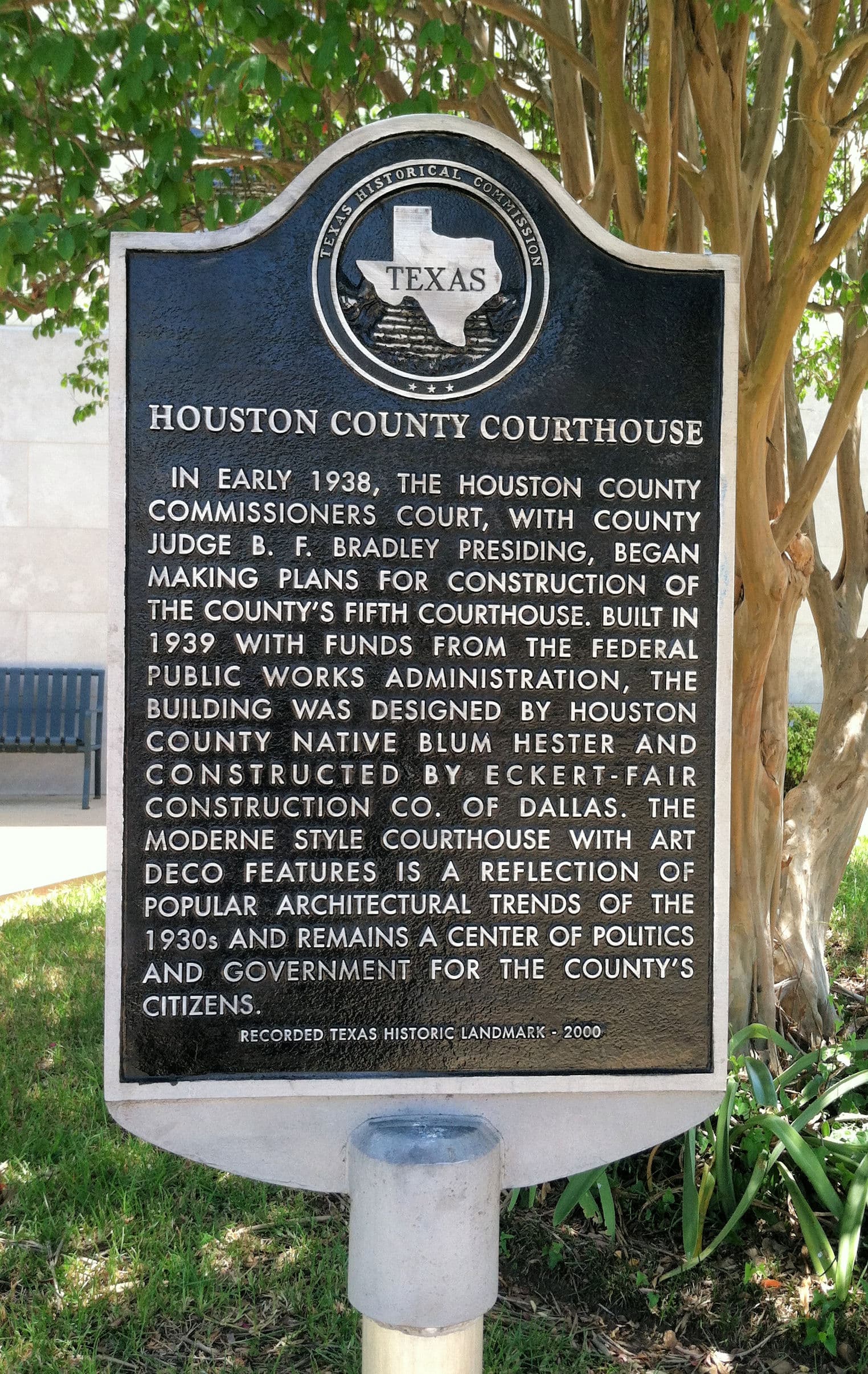 休斯顿——Houston County Courthouse marker