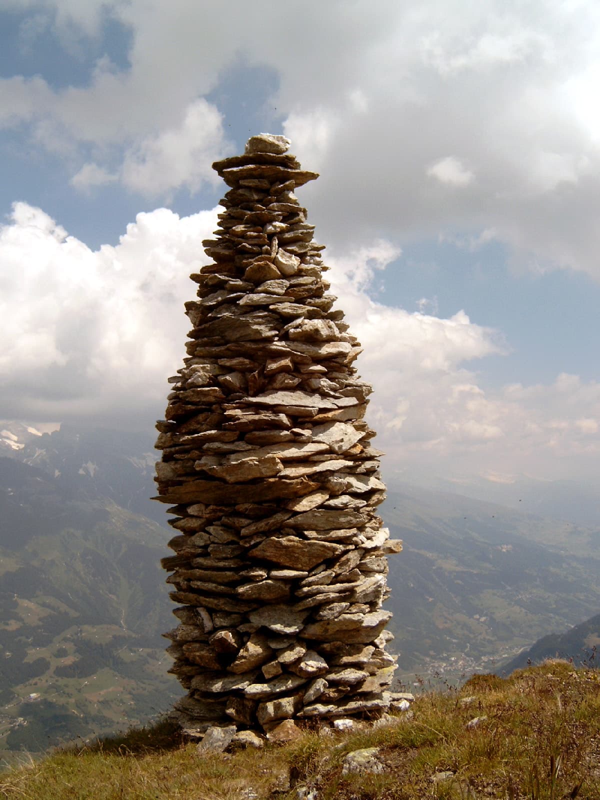 瑞士——Cairn at Garvera, Surselva, Graubuenden, Switzerland