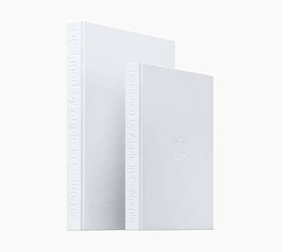 《Designed by Apple in California》封面