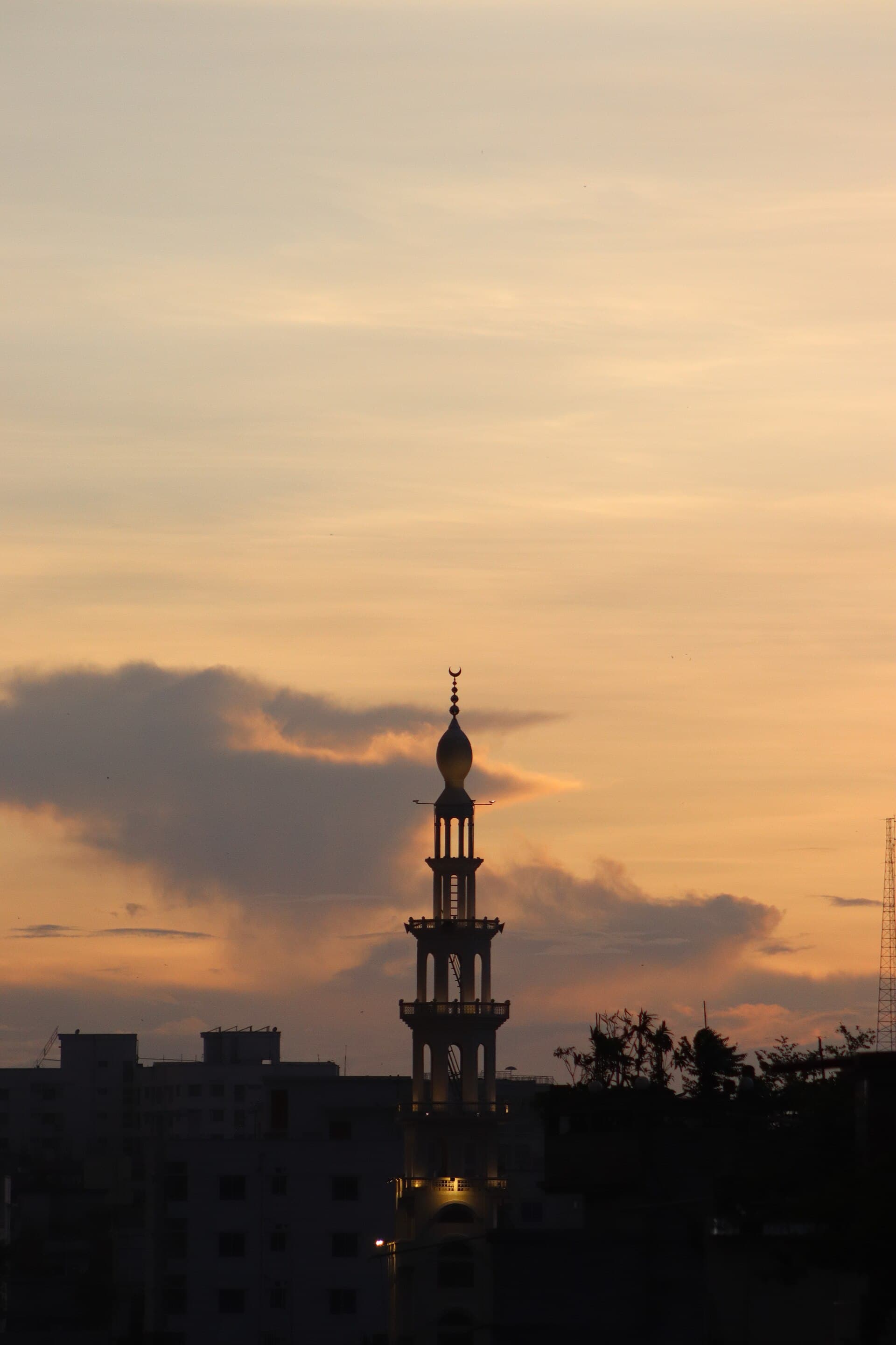 达卡——Dhaka skyline at golden hour 11
