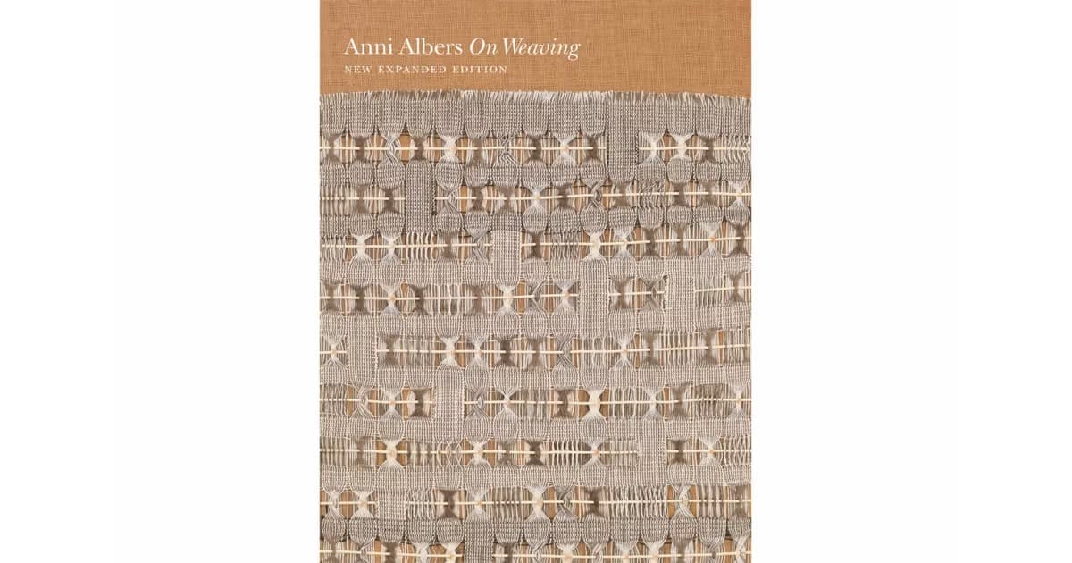 《On Weaving》封面