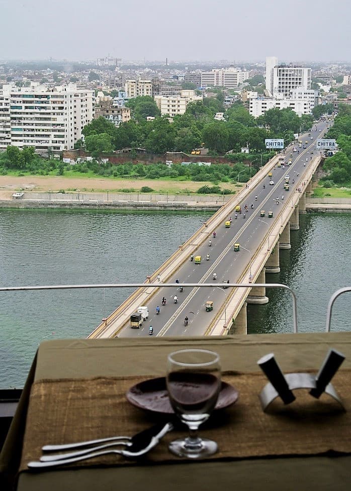 艾哈迈达巴德——Ahmedabad skyline from Patang hotel