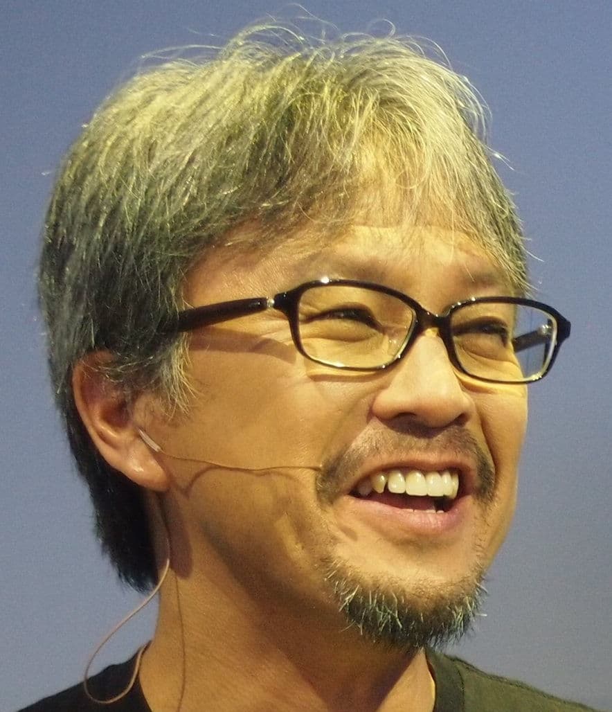 青沼英二 portrait