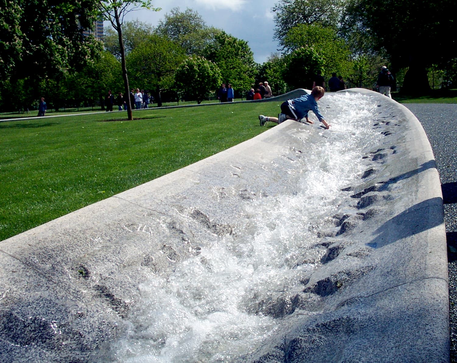 Diana, Princess of Wales Memorial Fountain