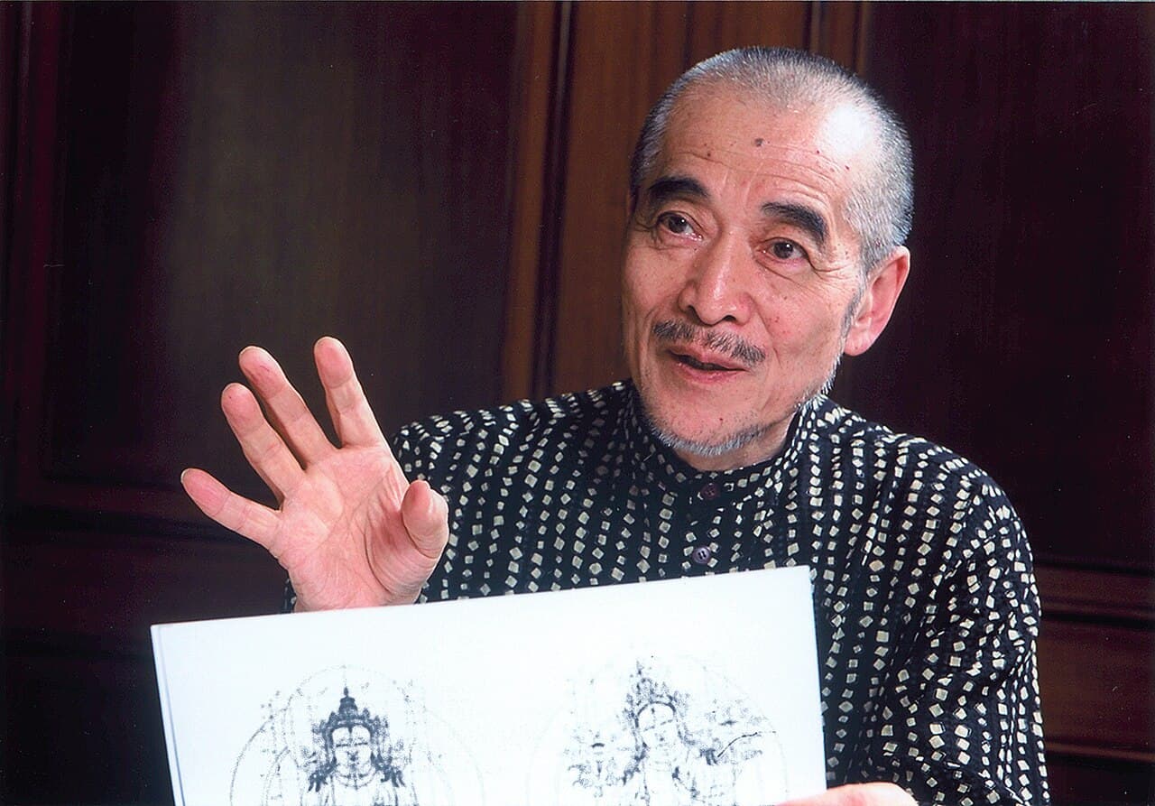 杉浦康平 portrait