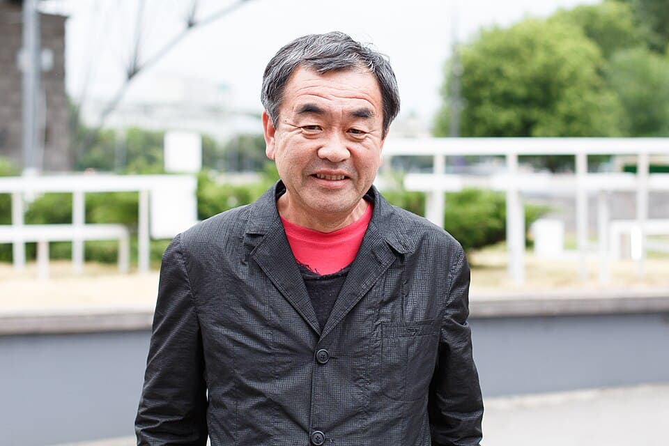 隈研吾 portrait