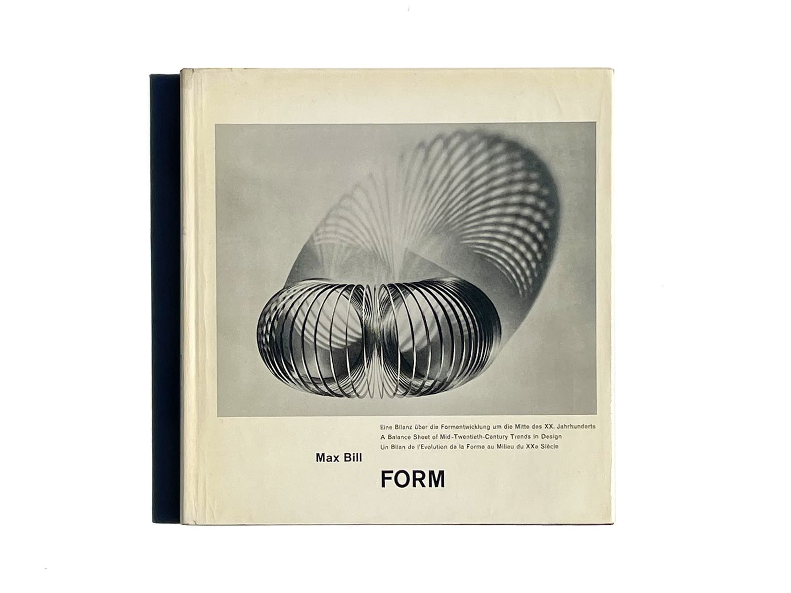 《Form》封面