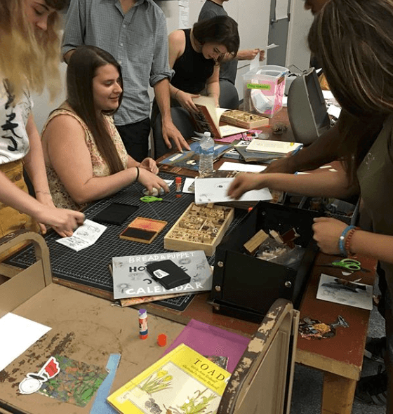 参与式设计——Zine workshop with the SUNY New Paltz Zine Community and Design Society