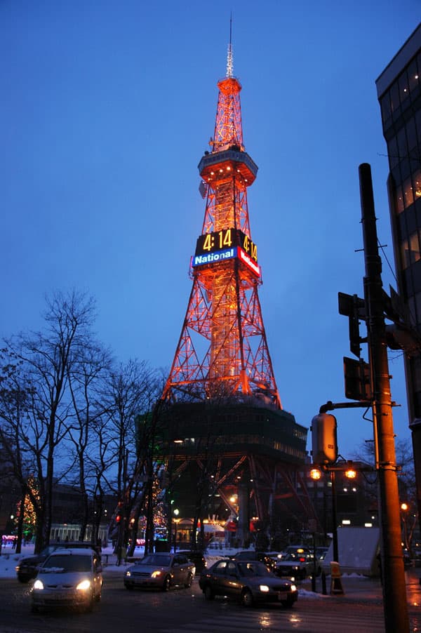 札幌——Sapporo TV Tower in the snow